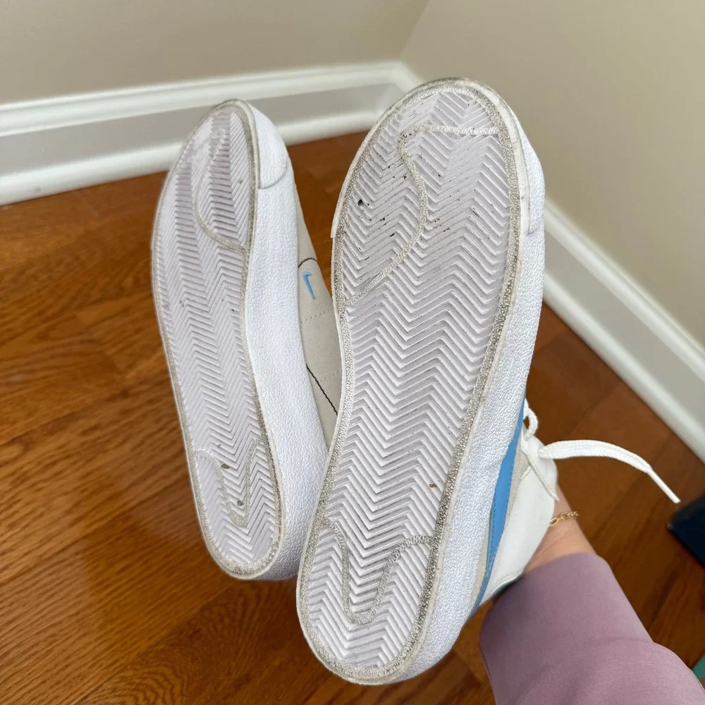 Nike Blazer Mid '77 SE GS 'Dance - White University Blue' sneakers - boys Size 5